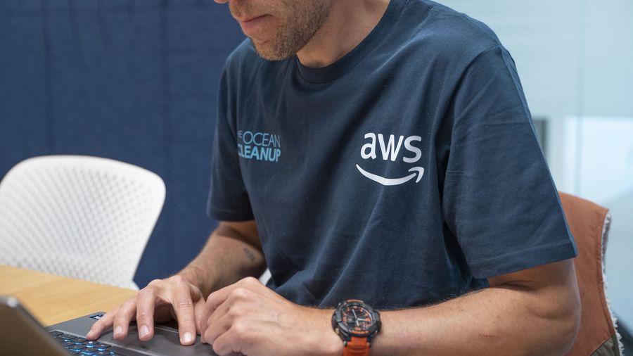 ocean plastic pollution, plastic pollution, great pacific garbage patch, GPGP, ocean cleanup, clean oceans