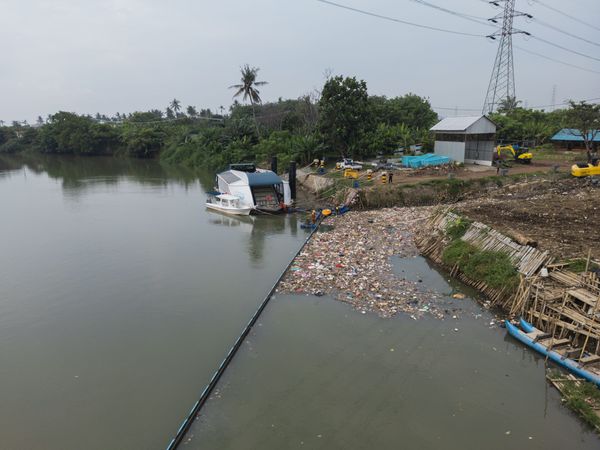 River pollution, plastic pollution, trash river, prevent plastic pollution, save the oceans, clean rivers