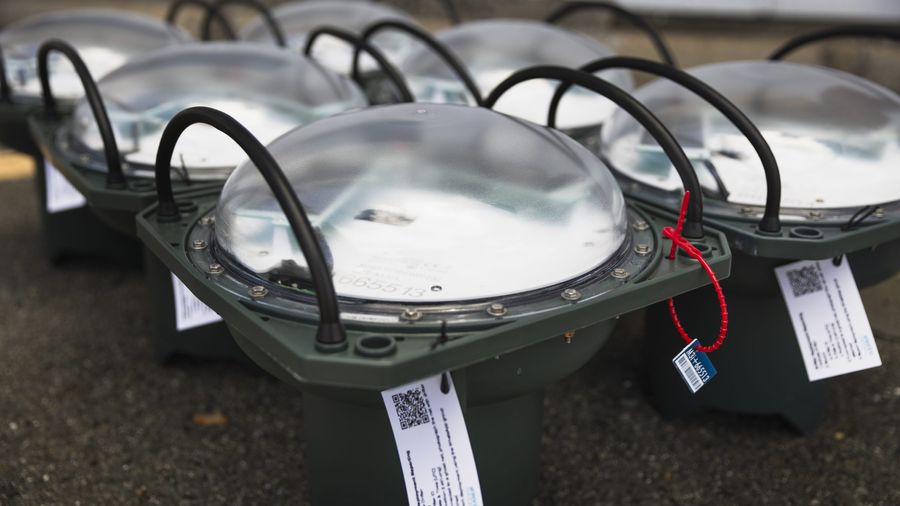 ocean plastic pollution solutions, cleaning ocean, The Ocean Cleanup ADIS, Ocean plastic pollution, help clean ocean, donate a boat